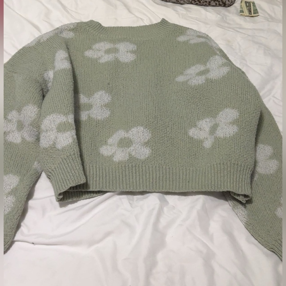 Floral Patterned Green Sweater
